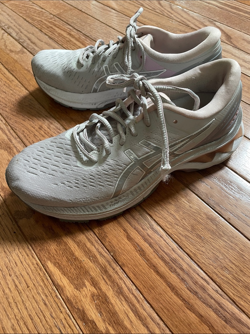 ASICS Women's Size 8M Gel Kayand 27 sneakers